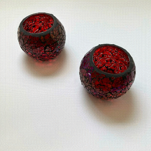 Red Tinted Multicolour Crackle Glass Black Candleholder Set
